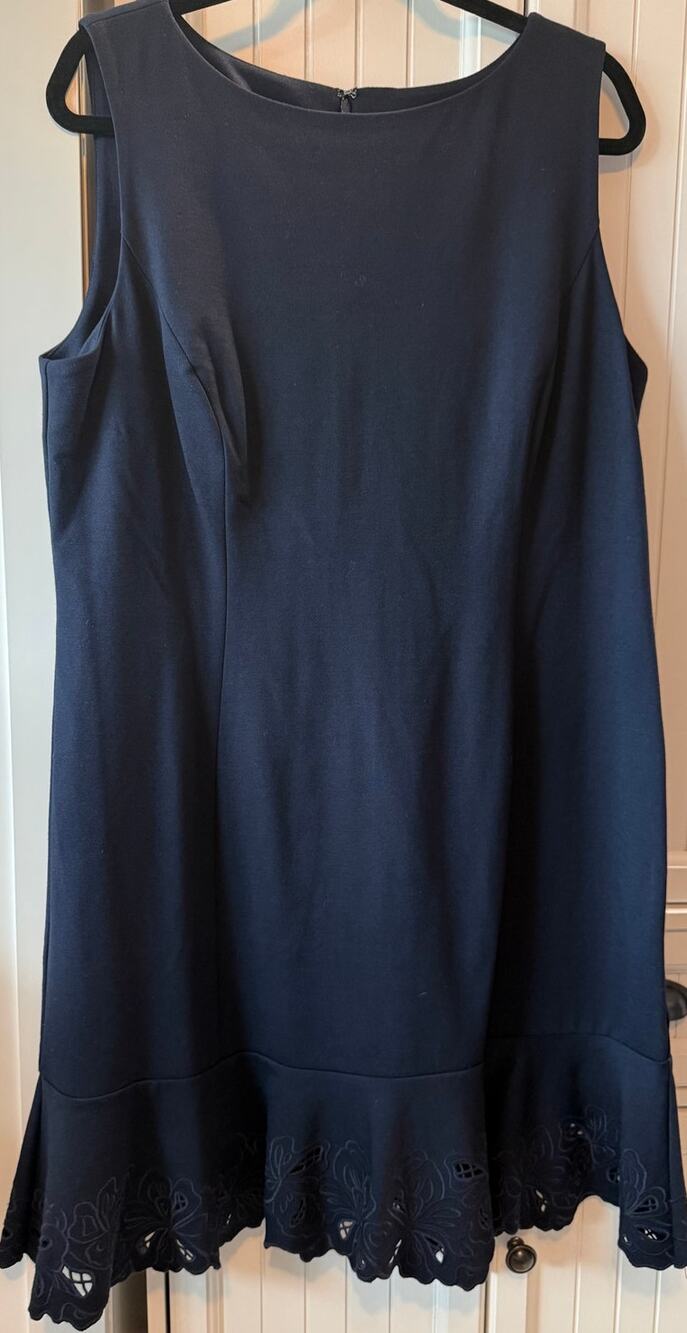 RSVP BY TALBOTS - navy embroidered floral embroidered flounce hem Sz 16P NWT